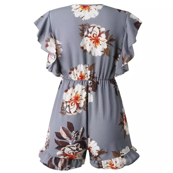 Boho Gray Floral Jumpsuit with Ruffled Sleeve - Picture 4 of 10